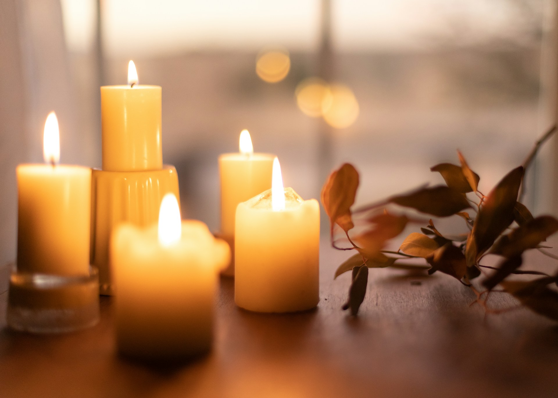 Unique Candle -Unique Candle sixteen miles out bdVmIkx gIs unsplash